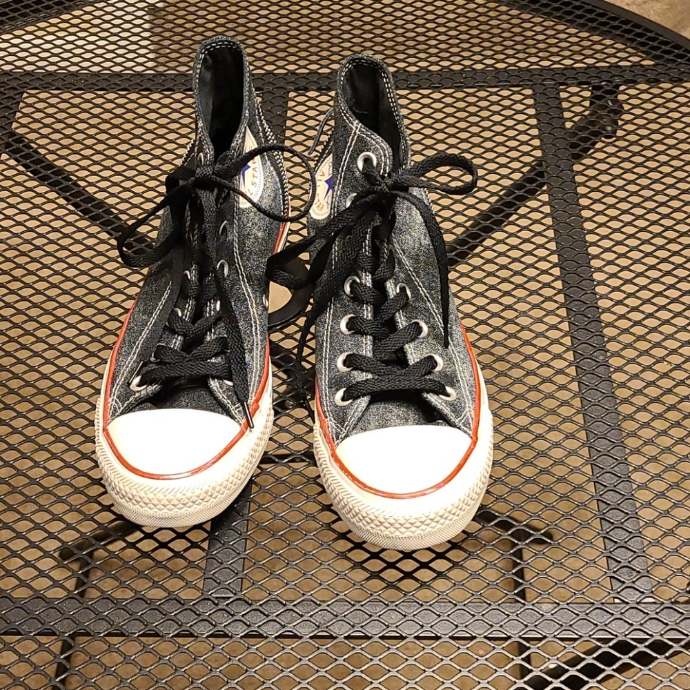 Converse